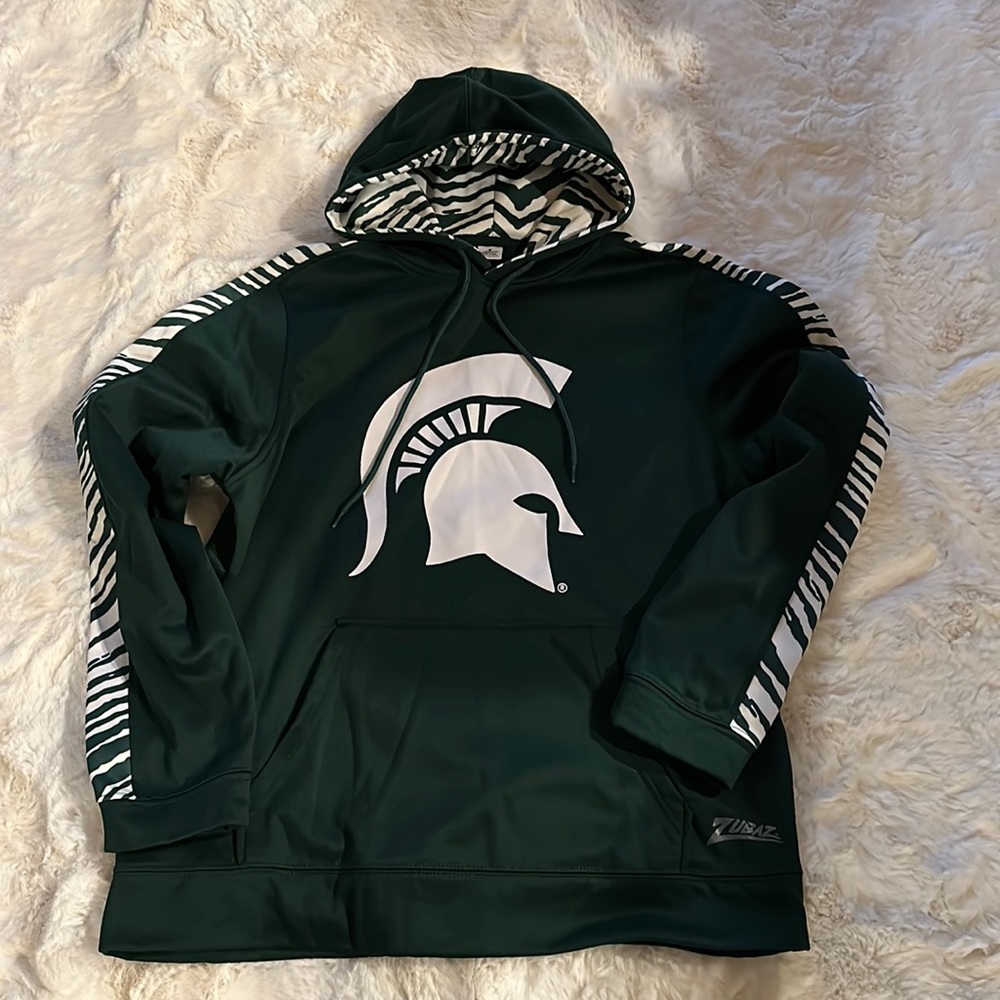 Michigan Spartans men’s sweatshirt. Size medium. 100% polyester.